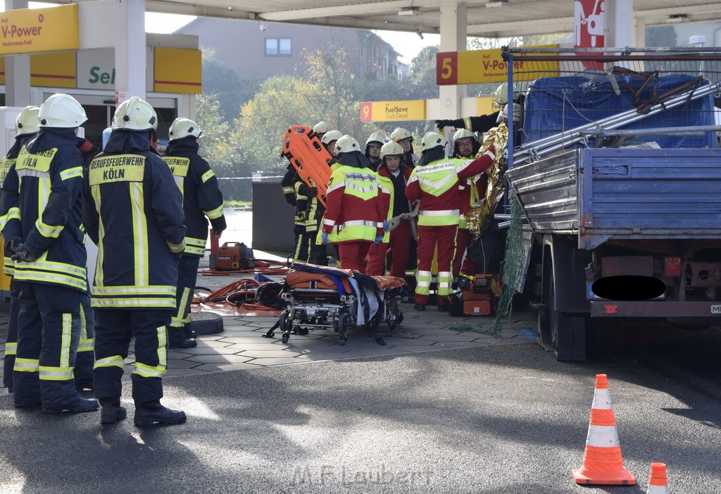 VU PKlemm LKW Tanksaeule A 59 Rich Koenigswinter TRA Schloss Roettgen P045.JPG - Miklos Laubert